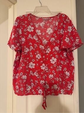 SO Red Floral Tie-Front Blouse 100% Rayon